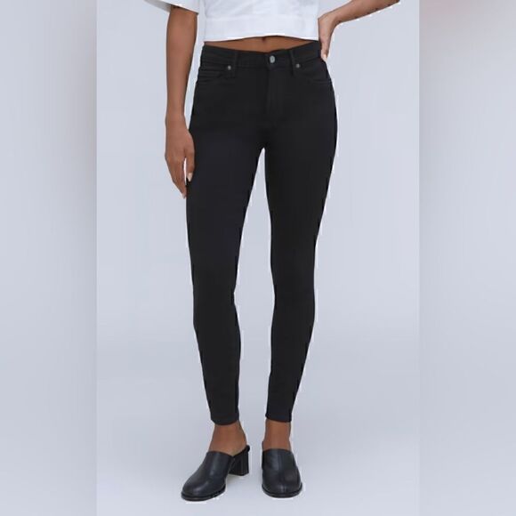 NWT Everlane The Mid-Rise Skinny Stretch Jean in Black Size 24 Ankle - Picture 1 of 14